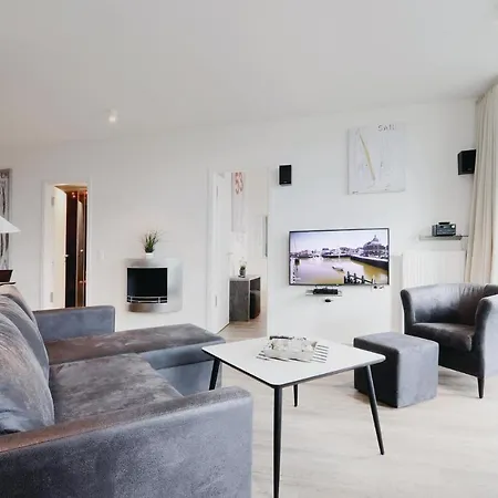 2 Bedroom Awesome In Travemuende *